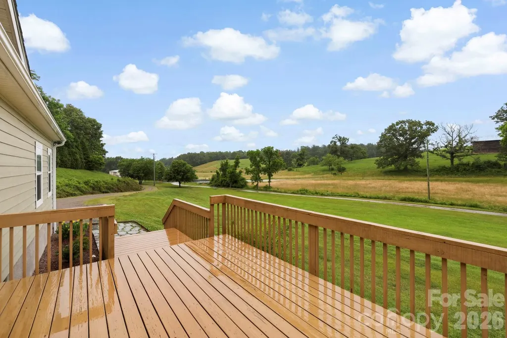135 Herron Cove Road Weaverville NC 28787