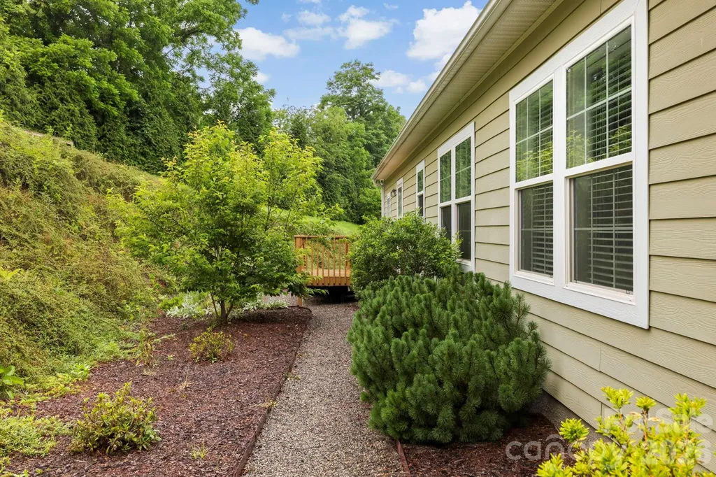 135 Herron Cove Road Weaverville NC 28787