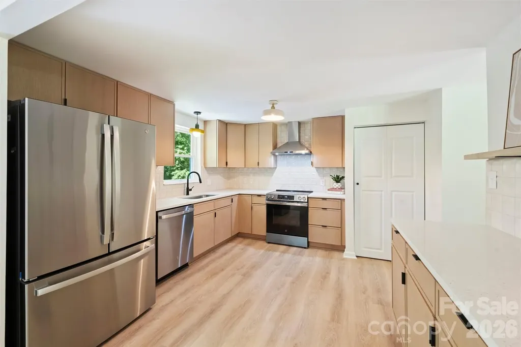 7323 Rollingridge Drive Charlotte NC 28211