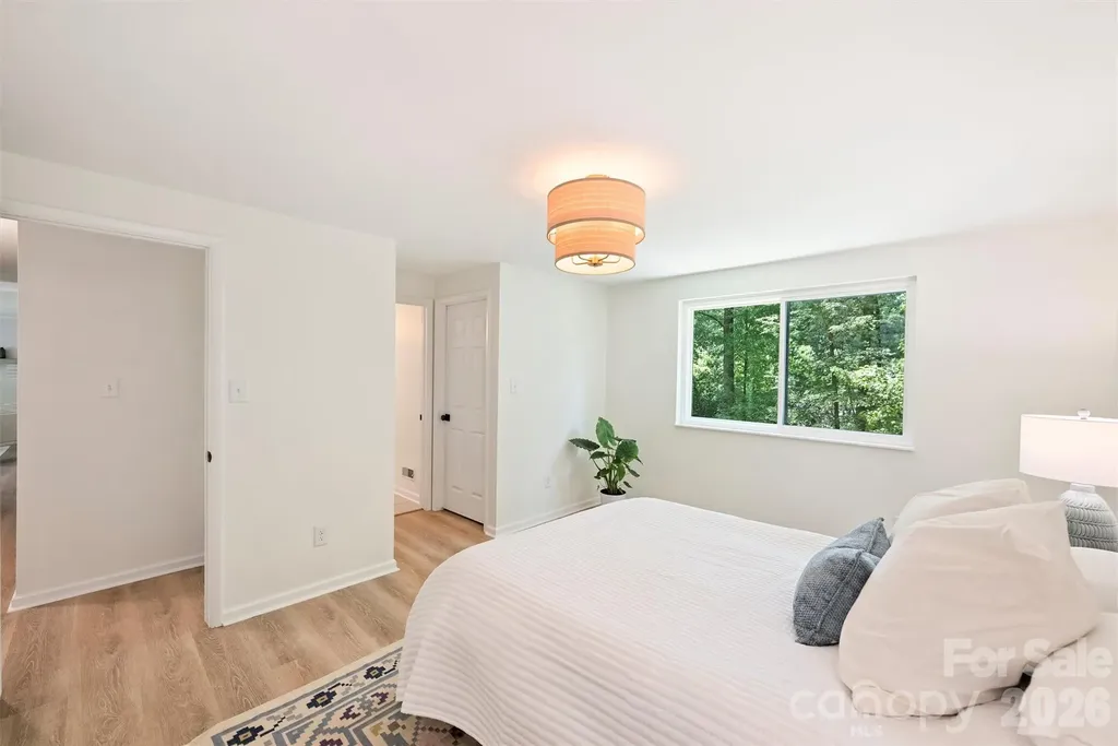 7323 Rollingridge Drive Charlotte NC 28211