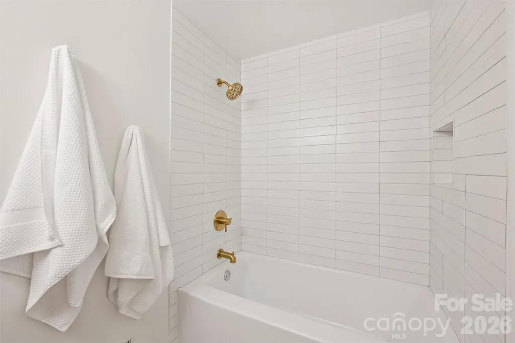 7323 Rollingridge Drive Charlotte NC 28211