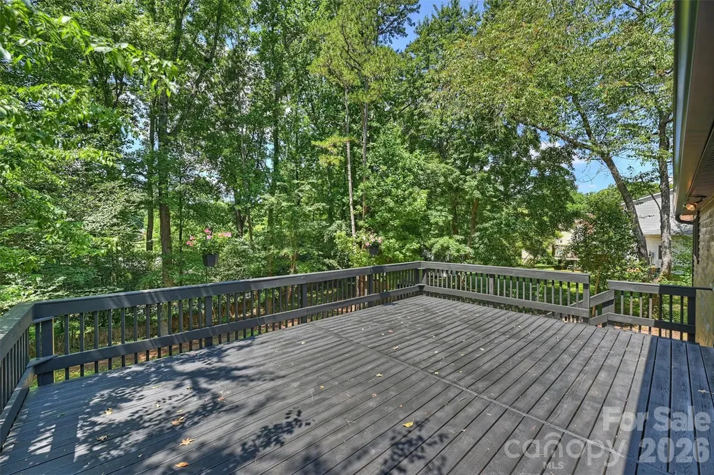 7323 Rollingridge Drive Charlotte NC 28211
