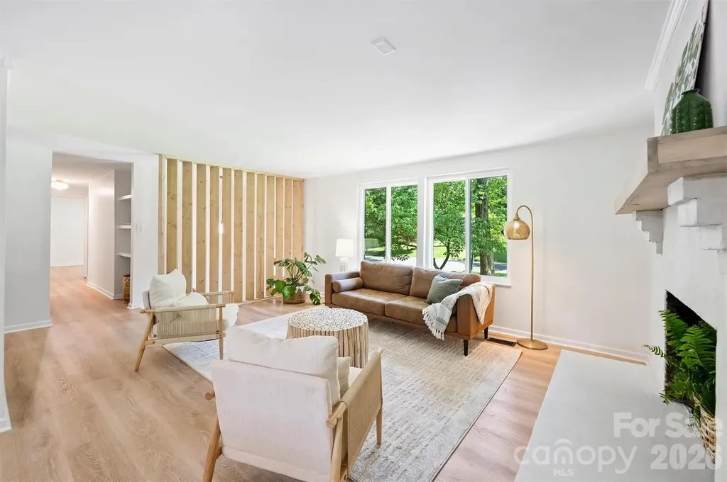 7323 Rollingridge Drive Charlotte NC 28211