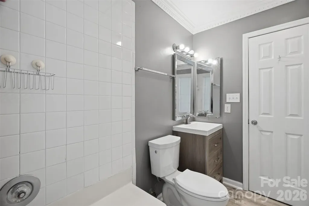 8345 Houndstooth Drive Charlotte NC 28227