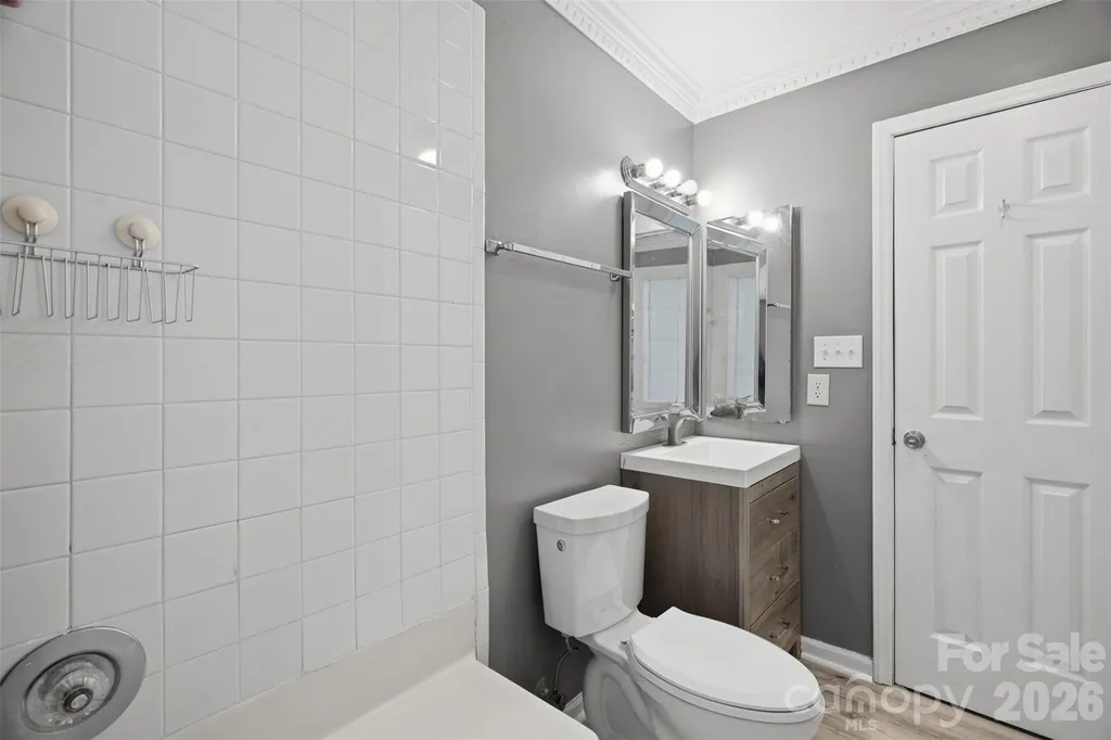 8345 Houndstooth Drive Charlotte NC 28227