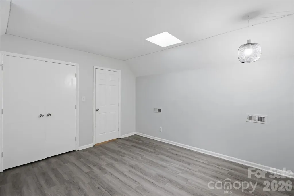 8345 Houndstooth Drive Charlotte NC 28227