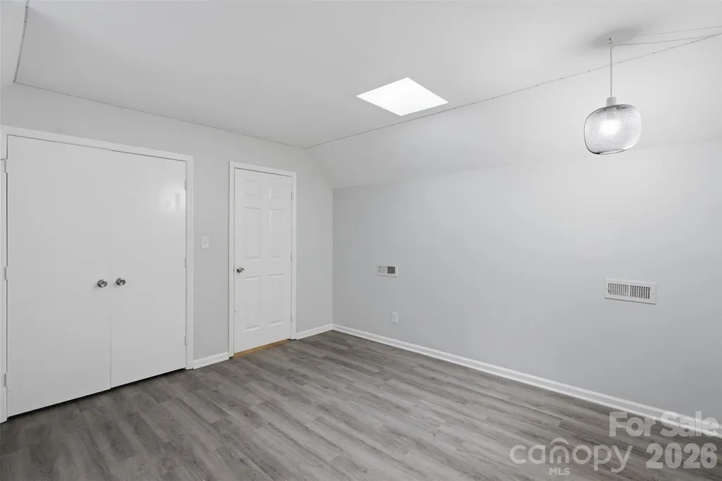 8345 Houndstooth Drive Charlotte NC 28227