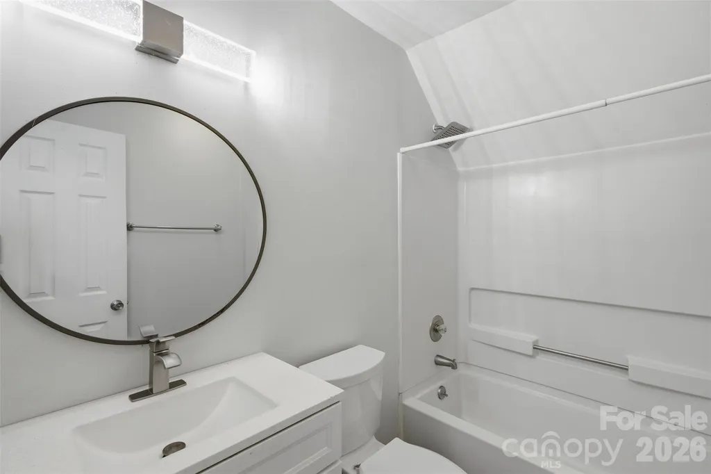 8345 Houndstooth Drive Charlotte NC 28227