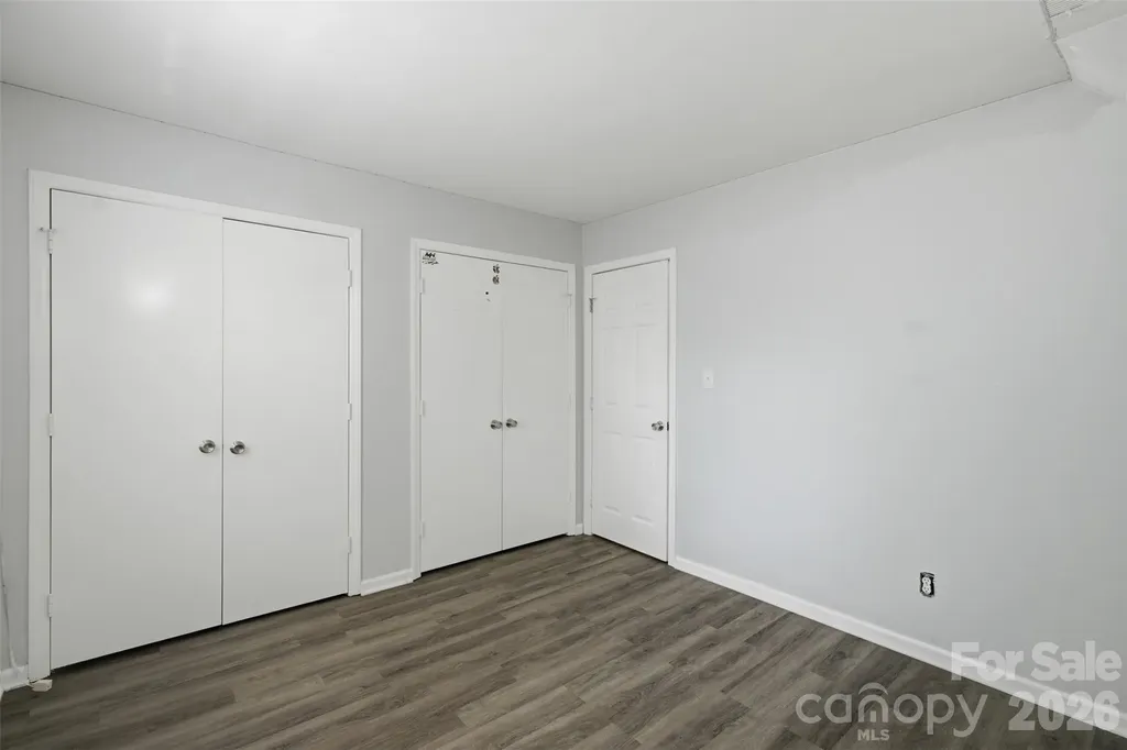 8345 Houndstooth Drive Charlotte NC 28227