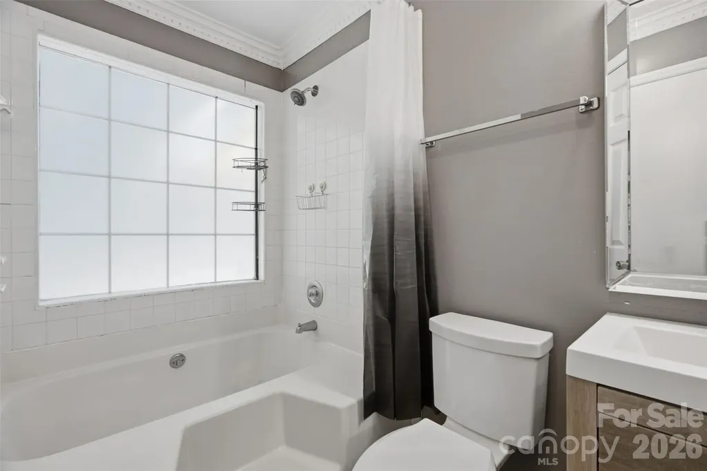 8345 Houndstooth Drive Charlotte NC 28227