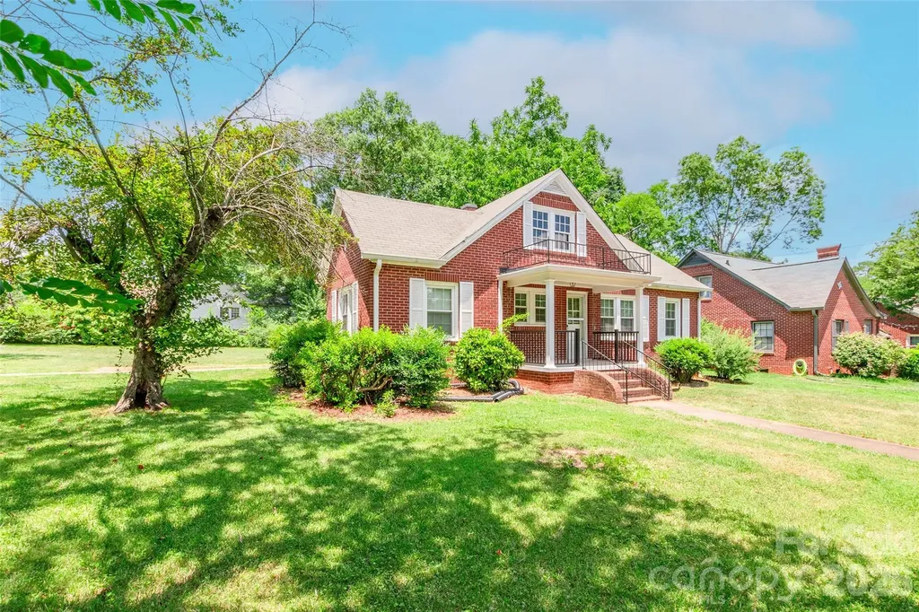 168 Park Street Statesville NC 28677