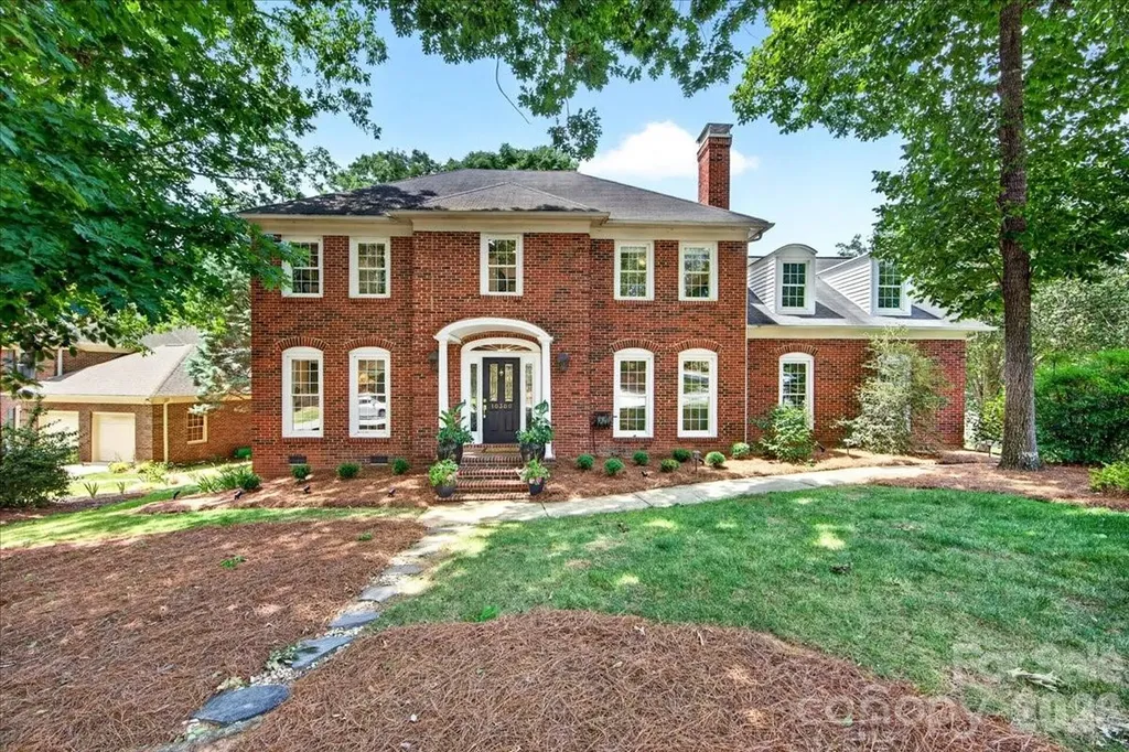 10300 Ben Franklin Court Charlotte NC 28277