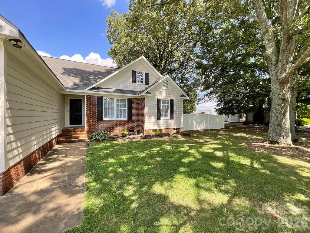 3914 Matthew Drive Monroe NC 28110