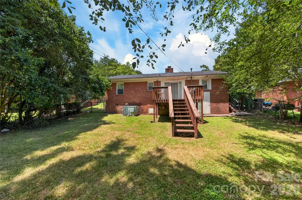 520 Inwood Drive Charlotte NC 28209