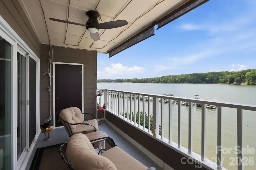 9817 Emerald Point Drive Charlotte NC 28278