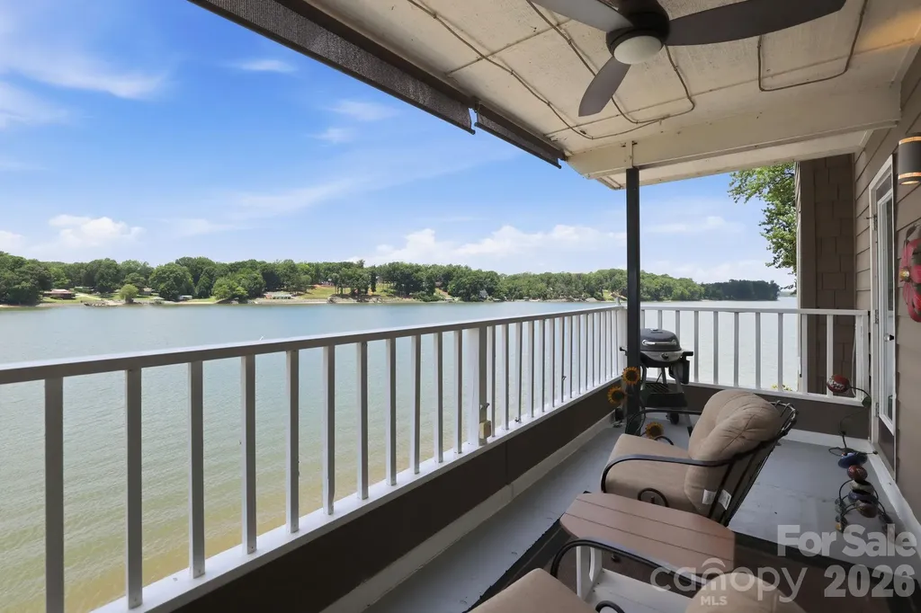 9817 Emerald Point Drive Charlotte NC 28278