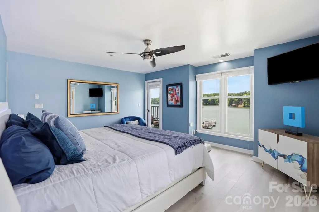 9817 Emerald Point Drive Charlotte NC 28278