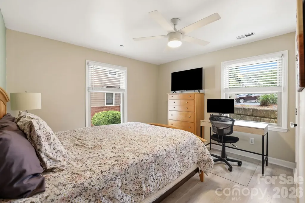 9817 Emerald Point Drive Charlotte NC 28278