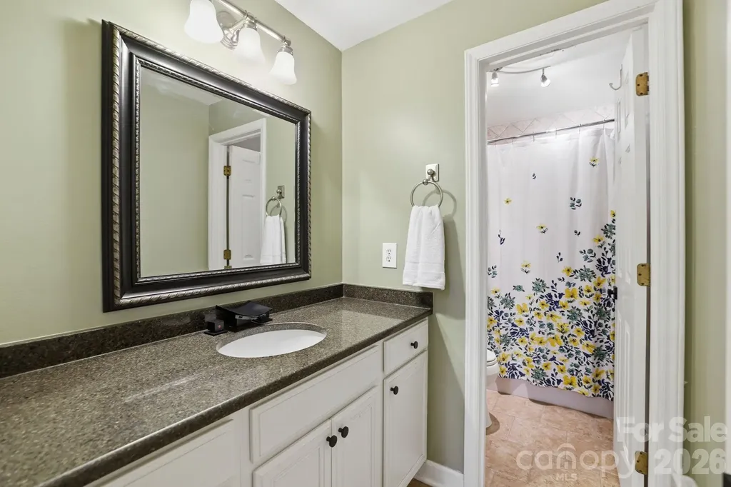 9817 Emerald Point Drive Charlotte NC 28278
