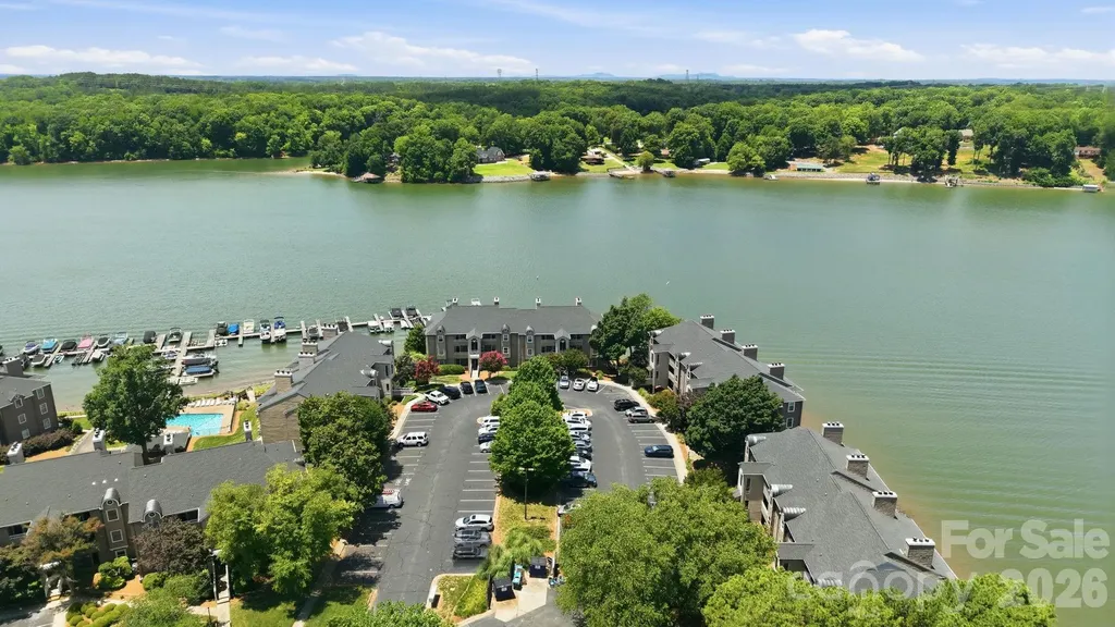 9817 Emerald Point Drive Charlotte NC 28278