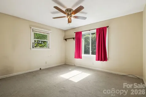 917 Fassifern Court Hendersonville NC 28791