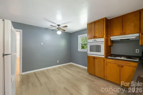 917 Fassifern Court Hendersonville NC 28791
