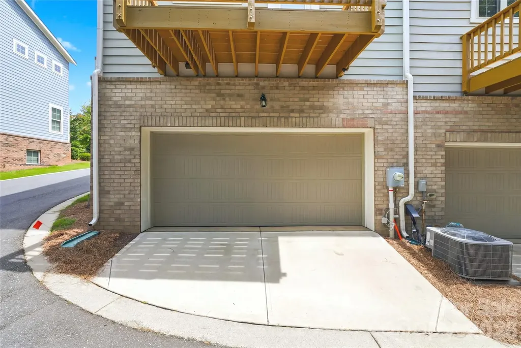 9524 Ainslie Downs Street Charlotte NC 28273