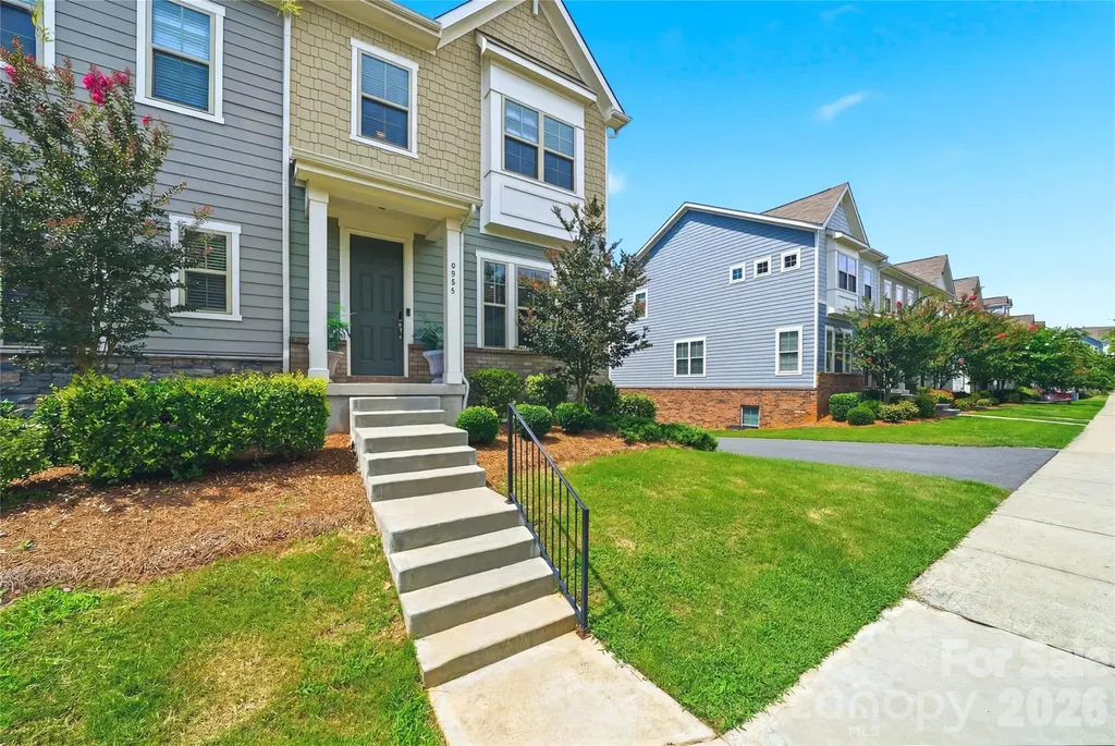 9524 Ainslie Downs Street Charlotte NC 28273