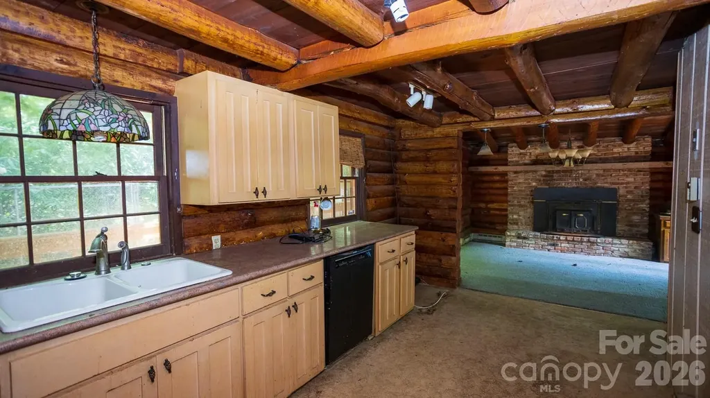 305 Melanie Lane Black Mountain NC 28711