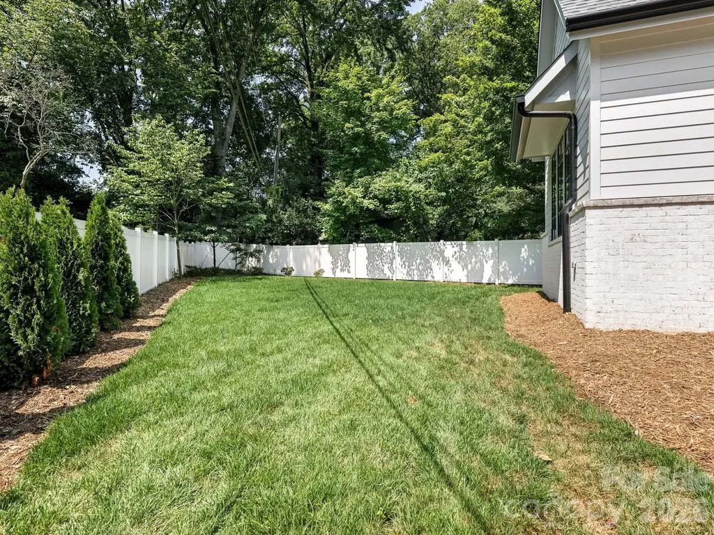 3240 Sunset Drive Charlotte NC 28209