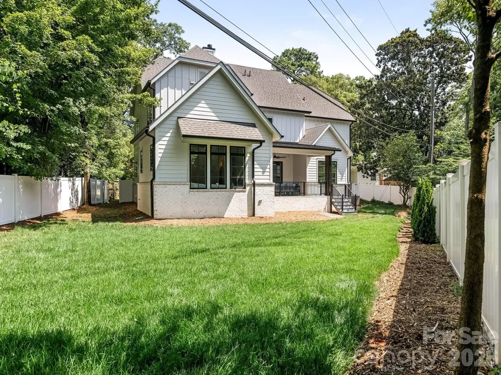 3240 Sunset Drive Charlotte NC 28209