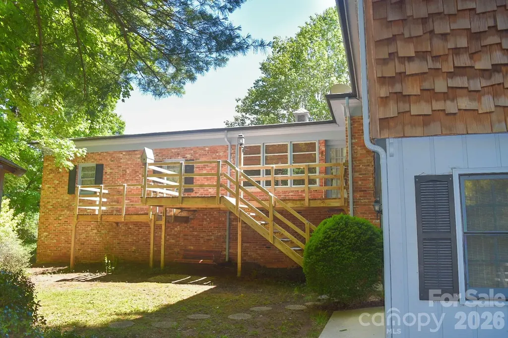2575 Country Club Road Wilkesboro NC 28697