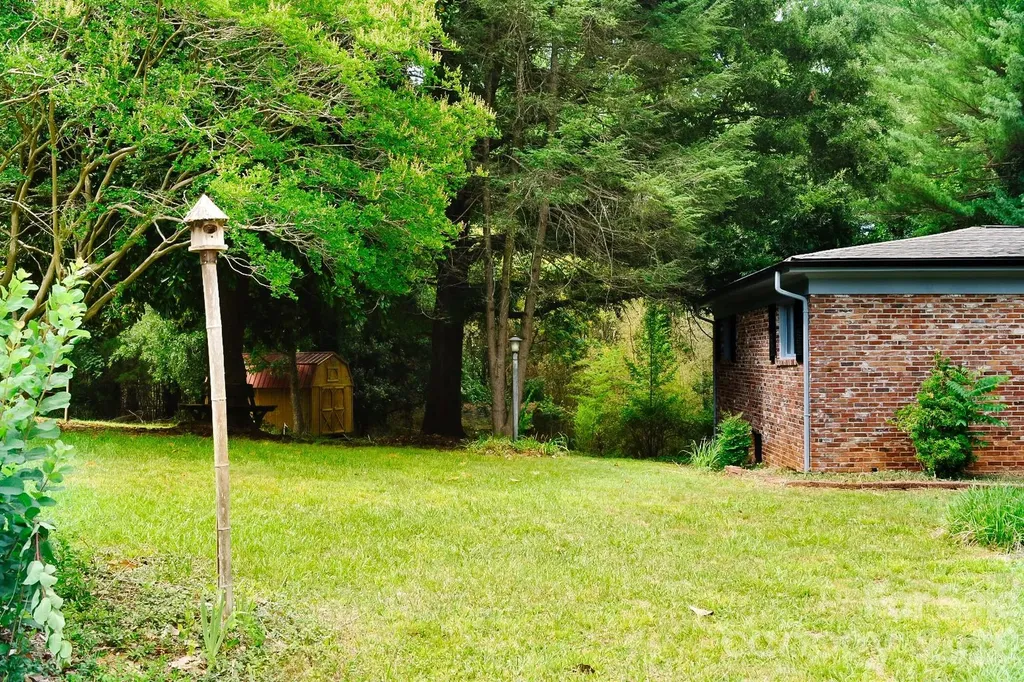 2575 Country Club Road Wilkesboro NC 28697