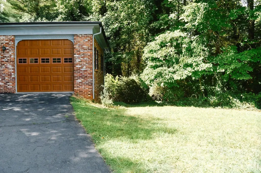 2575 Country Club Road Wilkesboro NC 28697