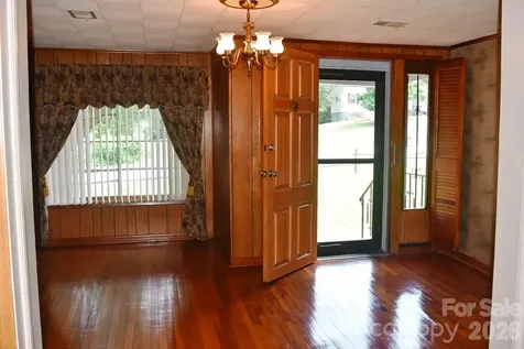 2575 Country Club Road Wilkesboro NC 28697