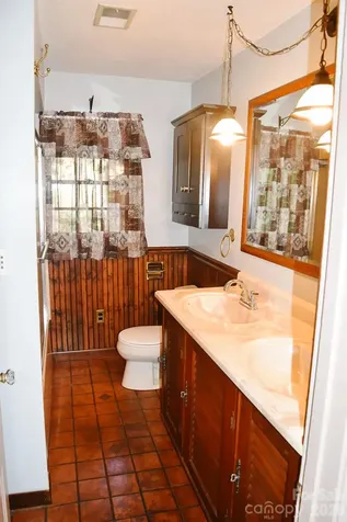 2575 Country Club Road Wilkesboro NC 28697