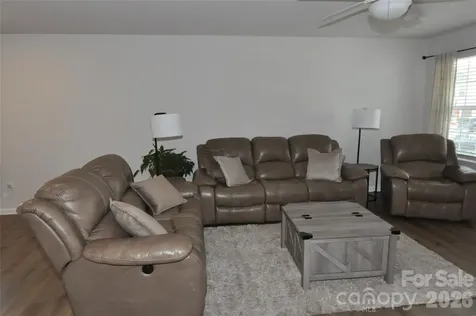 1311 S Branch Drive Edgemoor SC 29712