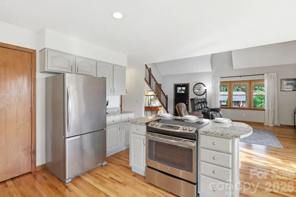 73 Rivercrest Court Canton NC 28716