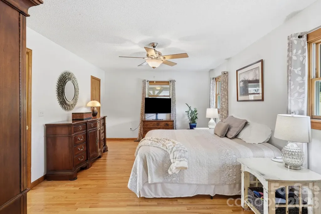 73 Rivercrest Court Canton NC 28716