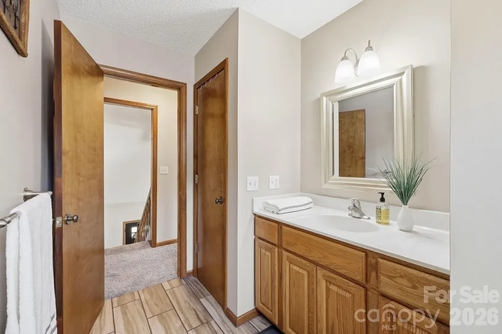 73 Rivercrest Court Canton NC 28716