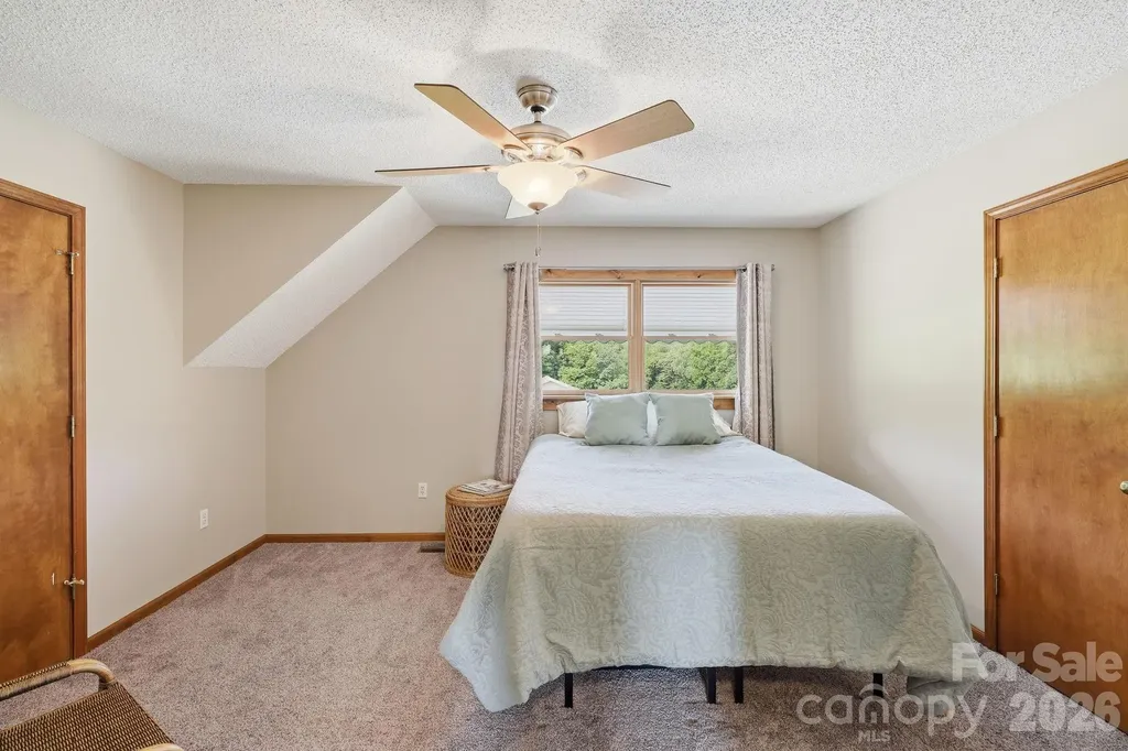 73 Rivercrest Court Canton NC 28716