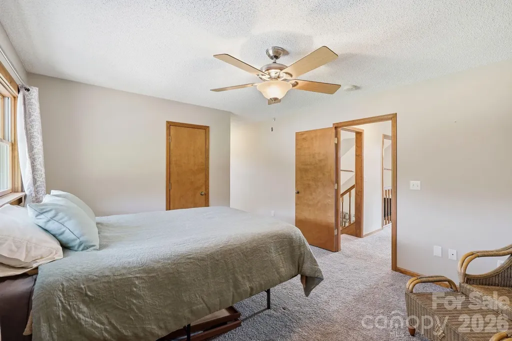 73 Rivercrest Court Canton NC 28716