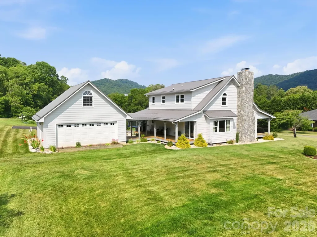 73 Rivercrest Court Canton NC 28716