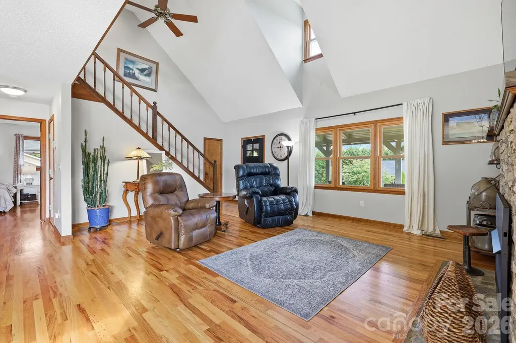 73 Rivercrest Court Canton NC 28716