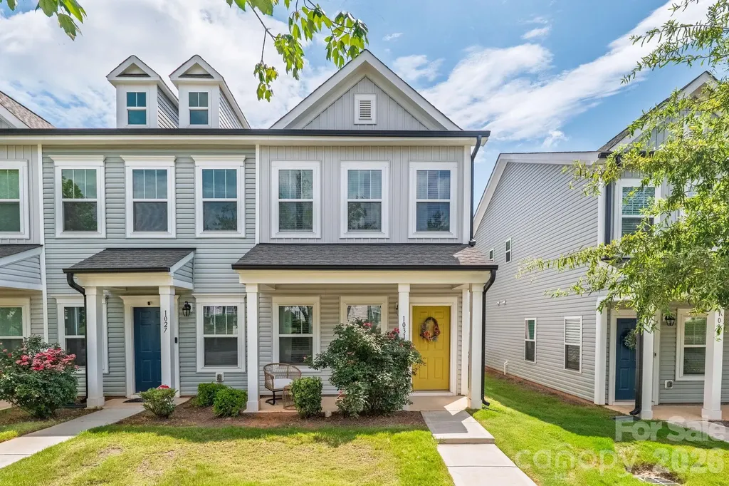 1031 Plaza Walk Drive Charlotte NC 28215