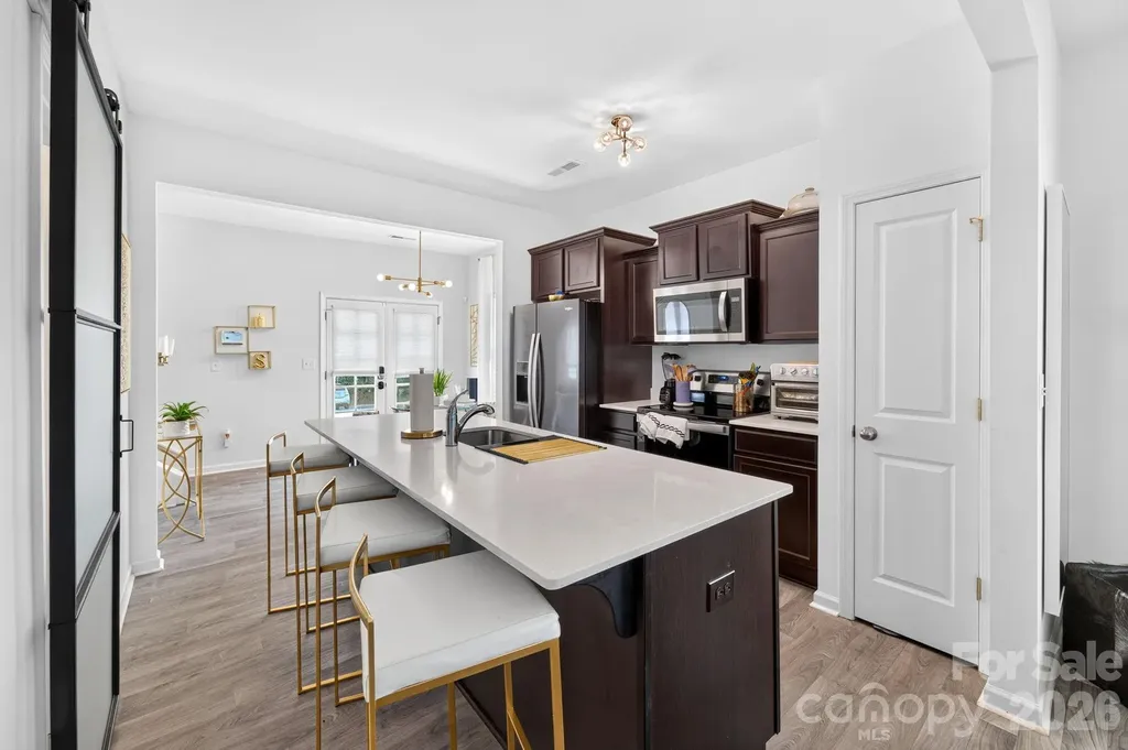 1031 Plaza Walk Drive Charlotte NC 28215