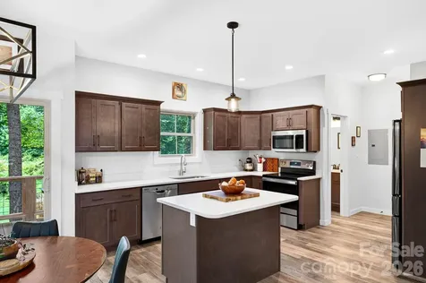 58 Shuler Road Candler NC 28715