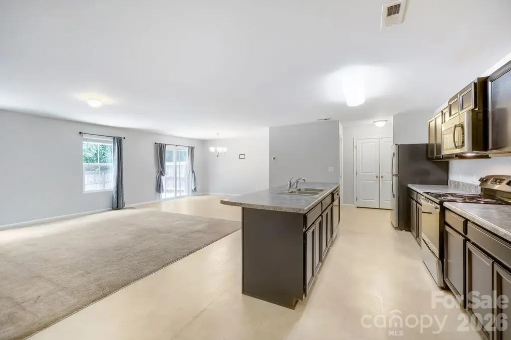 1706 Hooper Court Charlotte NC 28212