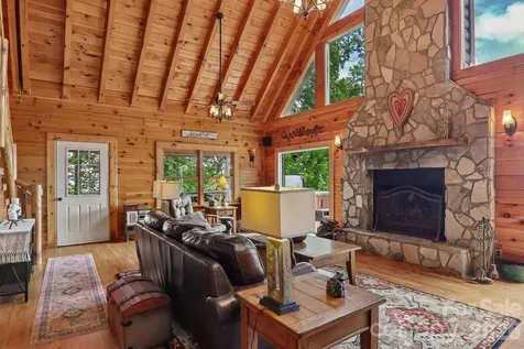 1250 Cobblestone Drive Waynesville NC 28786