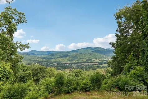 1250 Cobblestone Drive Waynesville NC 28786